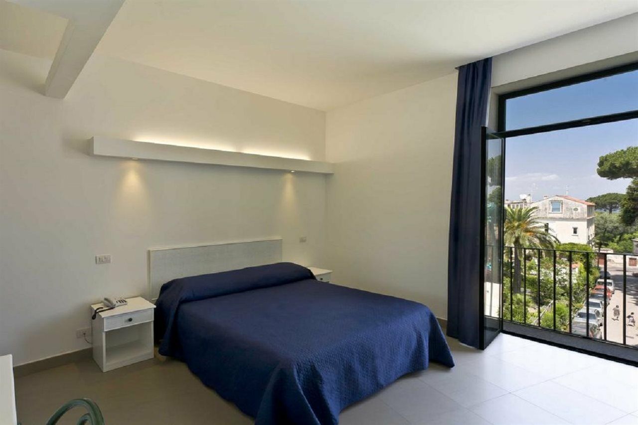 Hotel Eden Sorrento Kültér fotó